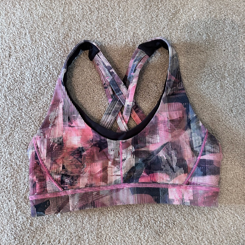 Old Lulu sports bra size 4